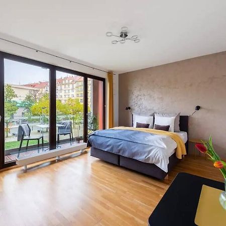 Apartment W/ Free Garage Parking Prague Ngoại thất bức ảnh